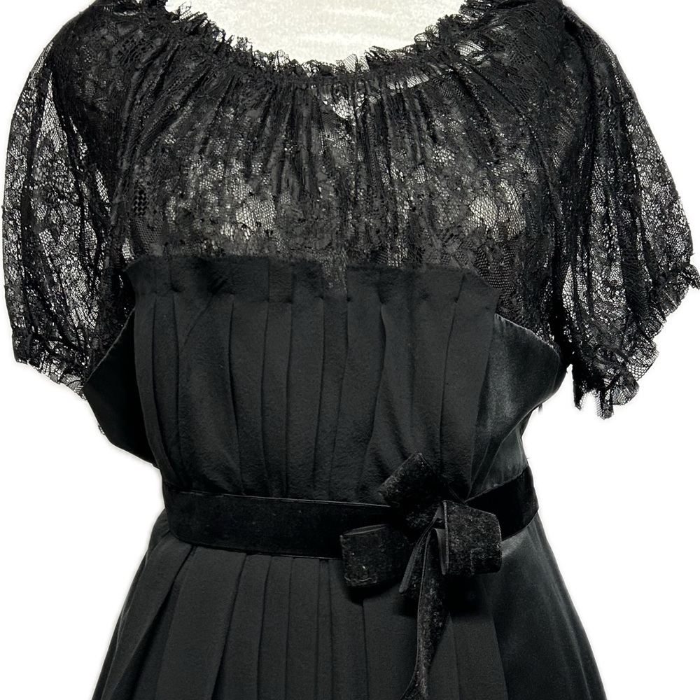 BCBG MAXAZRIA Elegant Black Special Occasion Top